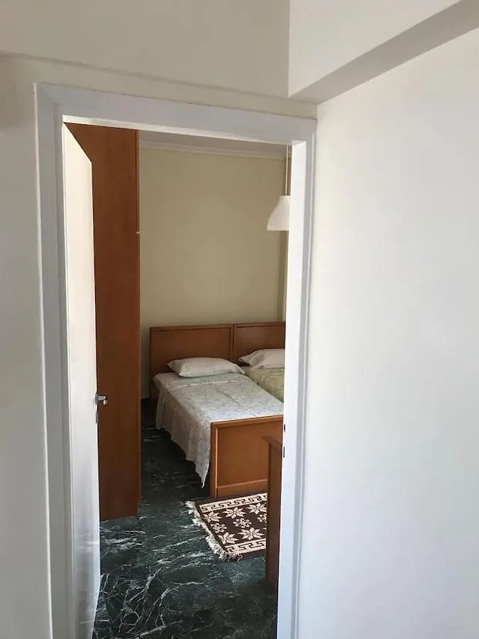 Apartment With Great View Selanik